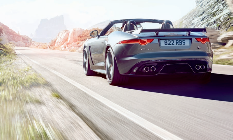 Illustration for article titled Jaguar F-Type SVR: This Is It In All Its 575 Horsepower Glory